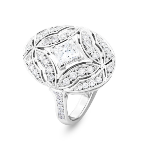 Dress Ring CUSTRO57